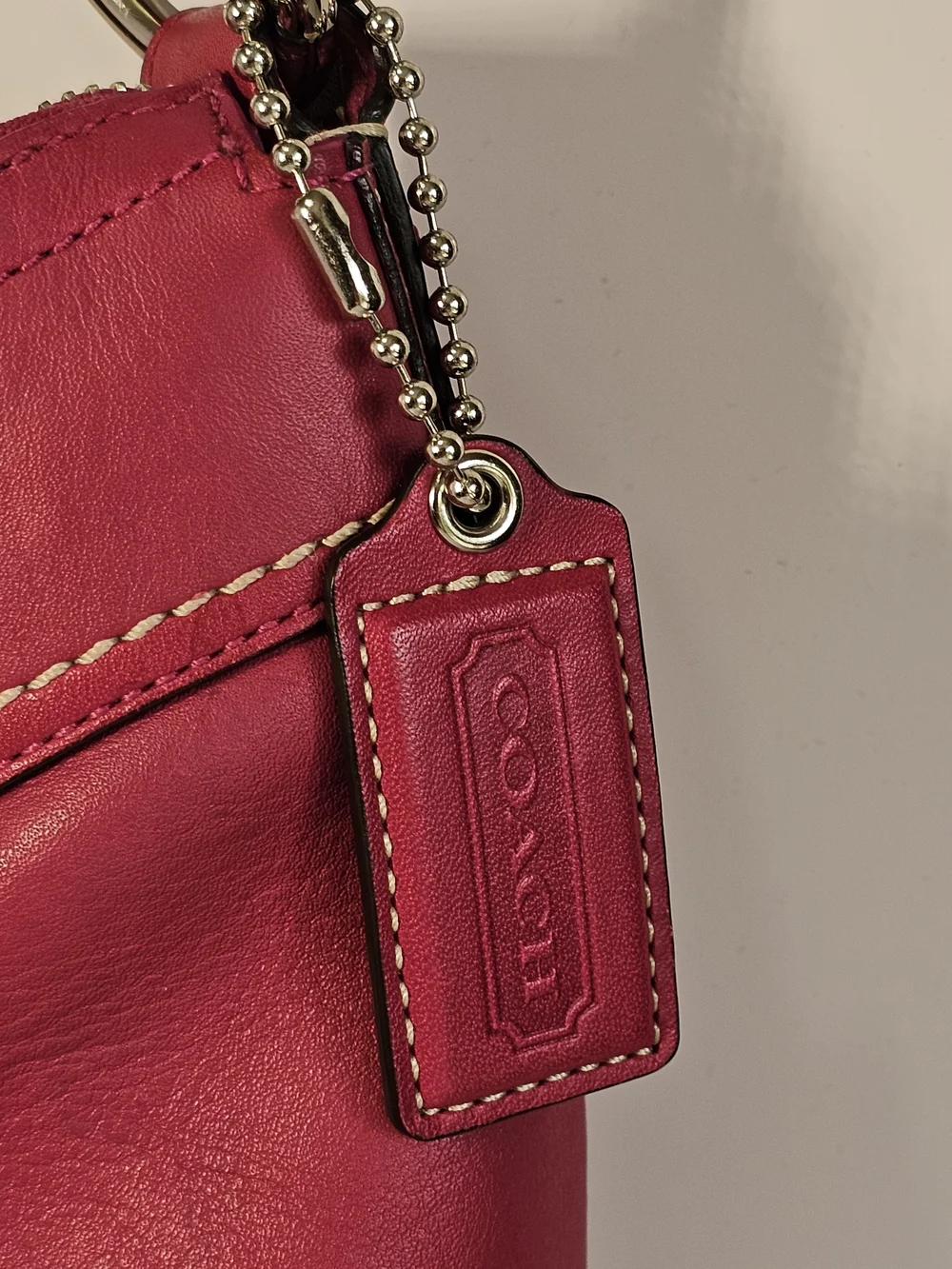 VTG Coach Fuchsia Soho Pleated Leather Hobo Shoulder Bag